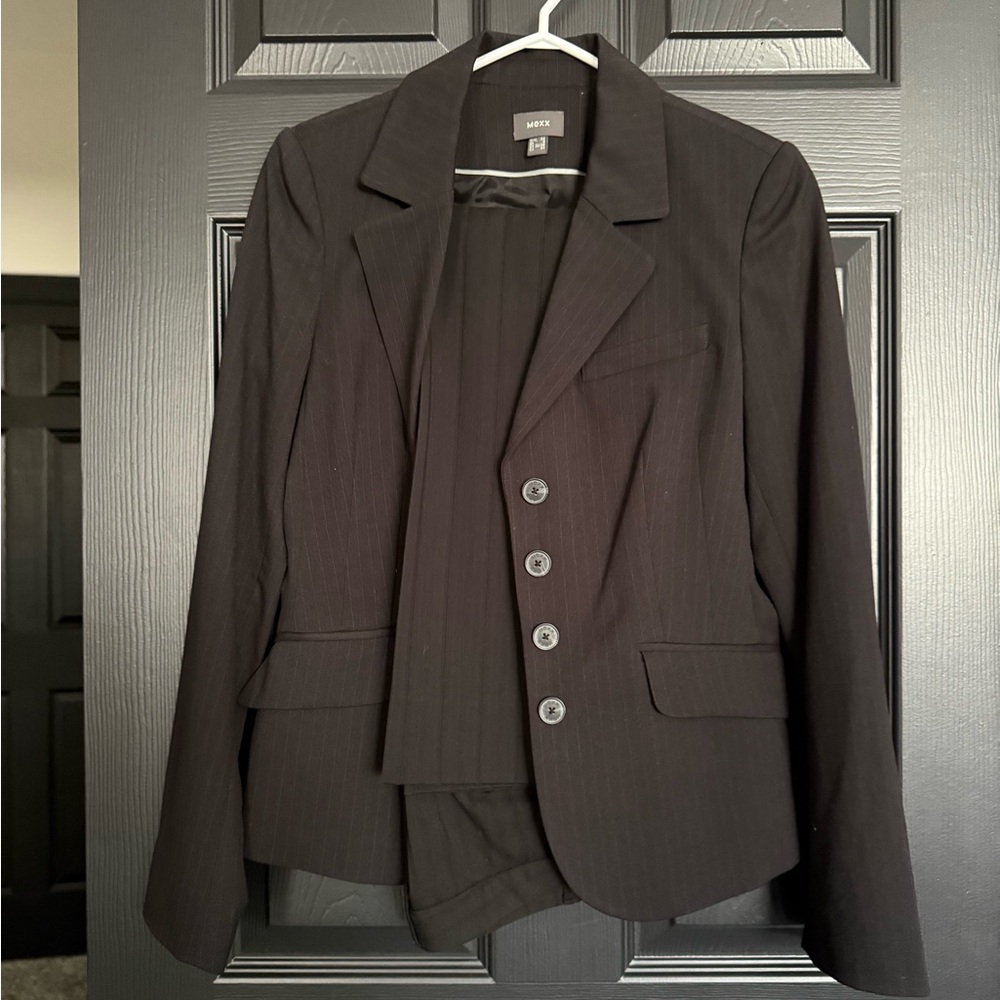 Mexx Black Blazer and Pant Suit